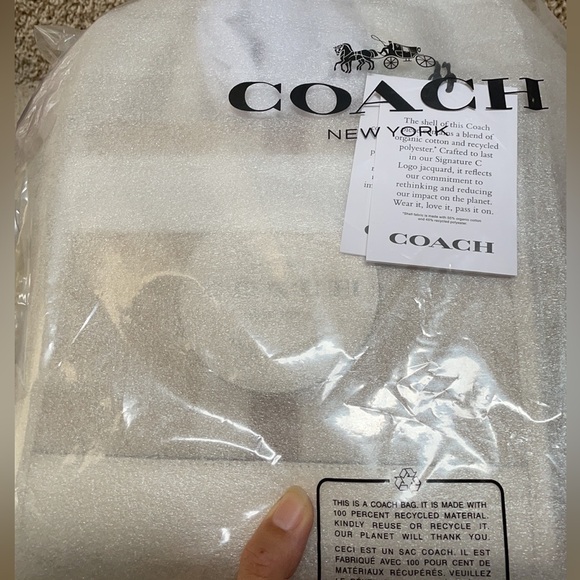 NWT!COACH DEMPSEY TOTE 22 IN SIGNATURE JACQUARD WITH STRIPE AND PATCH(CQ878) - Picture 9 of 14